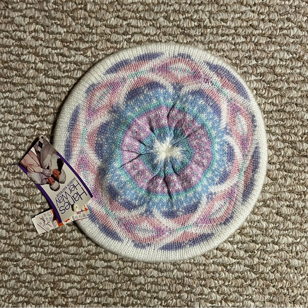 NWT Vintage Knit Beret